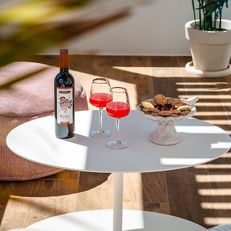 Sunday Luxury Suites Agia Anna  외부 사진