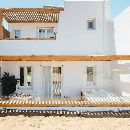 Sunday Luxury Suites Agia Anna  외부 사진