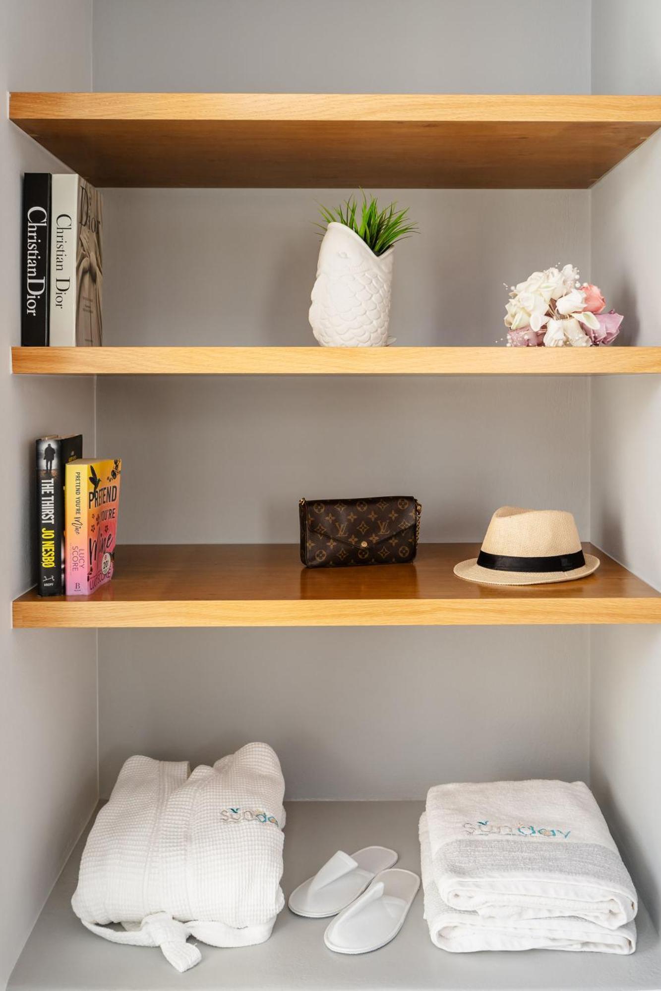Sunday Luxury Suites Agia Anna  외부 사진