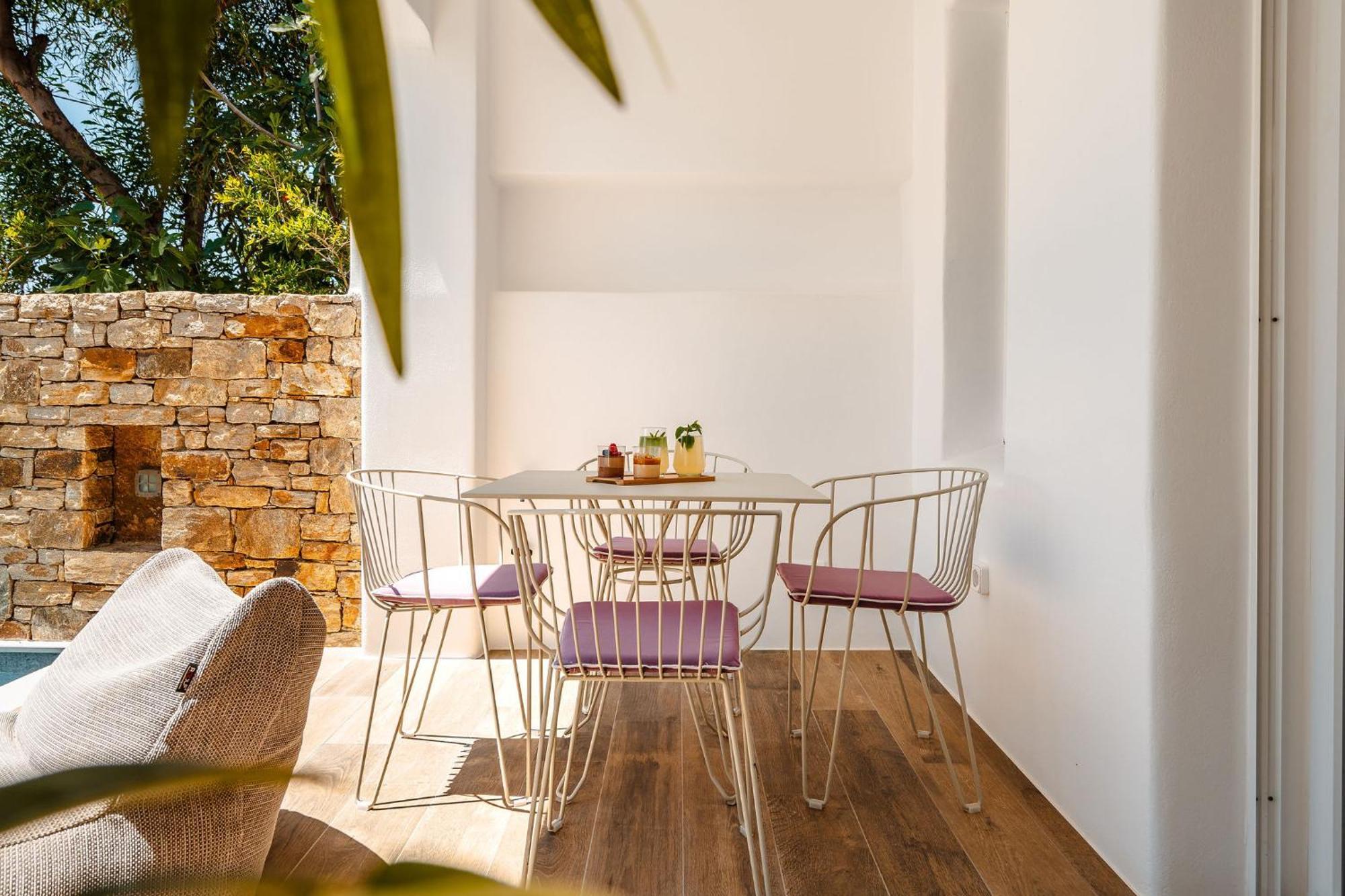 Sunday Luxury Suites Agia Anna  외부 사진