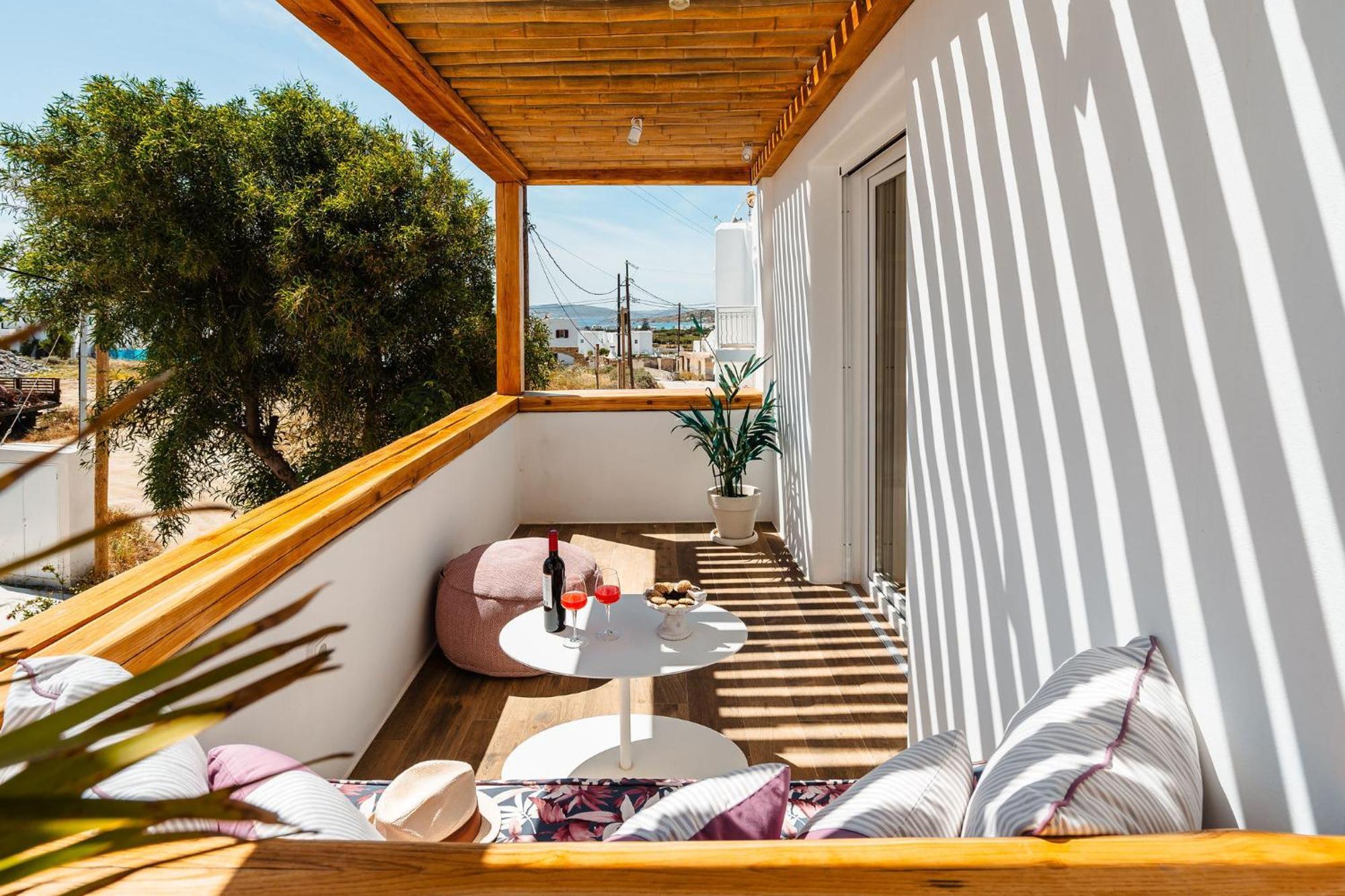 Sunday Luxury Suites Agia Anna  외부 사진