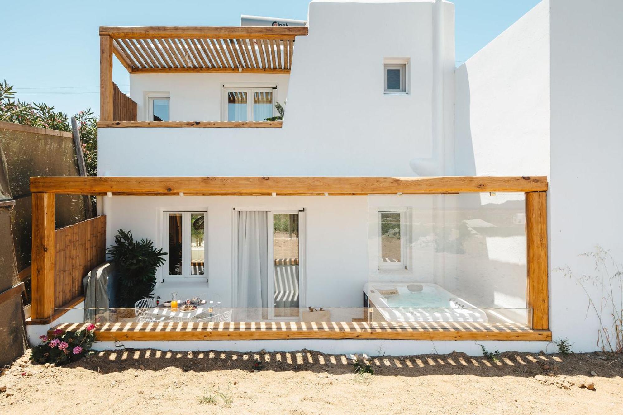 Sunday Luxury Suites Agia Anna  외부 사진
