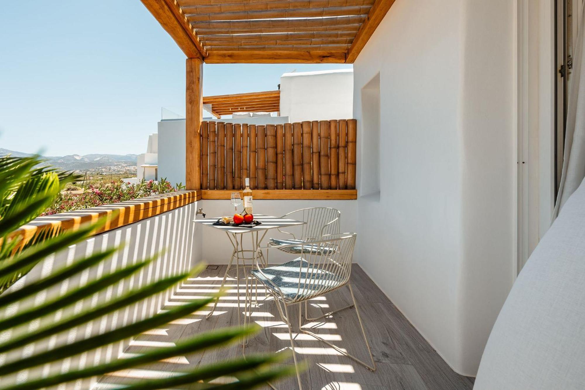 Sunday Luxury Suites Agia Anna  외부 사진