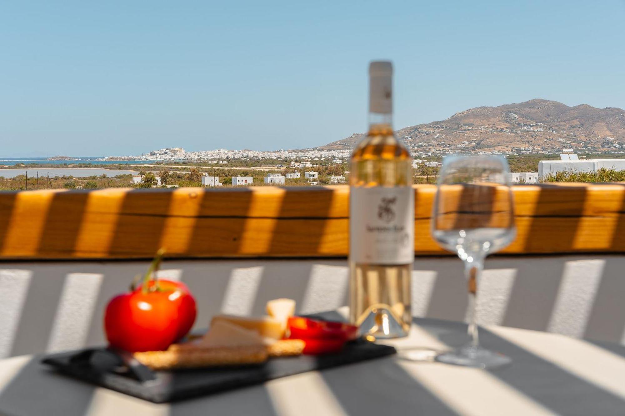 Sunday Luxury Suites Agia Anna  외부 사진